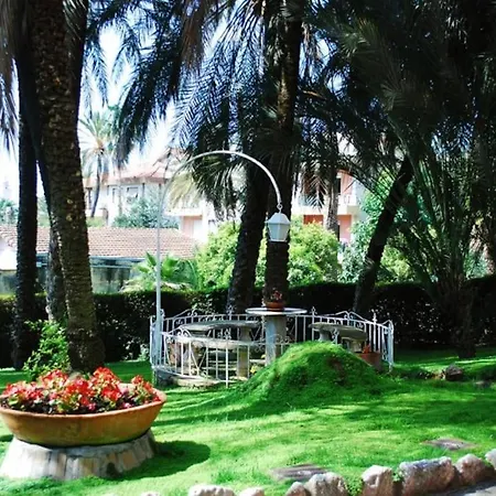 公寓 Affascinante Bilocale Con Piscina *