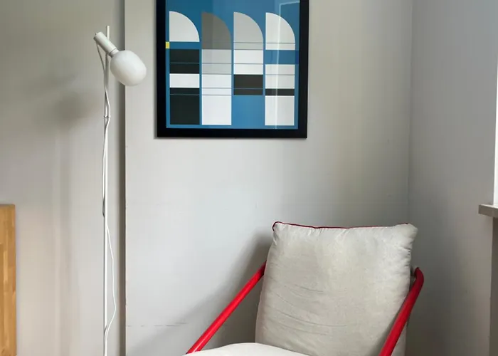 Affascinante Bilocale Con Piscina Bordighera